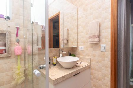 Casa à venda com 131m², 3 quartos e 2 vagas Casa à venda com 131m², 3 quartos e 2 vagasBanheiro da Suíte 3