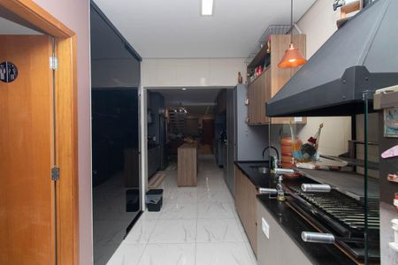 Casa à venda com 131m², 3 quartos e 2 vagas Casa à venda com 131m², 3 quartos e 2 vagasÁrea gourmet