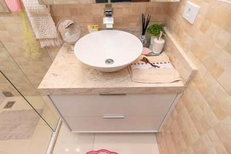 Casa à venda com 131m², 3 quartos e 2 vagas Casa à venda com 131m², 3 quartos e 2 vagasBanheiro da Suíte 3