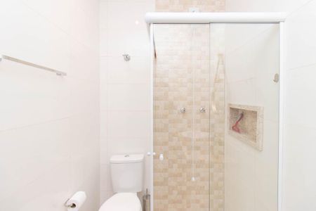 Casa à venda com 131m², 3 quartos e 2 vagas Casa à venda com 131m², 3 quartos e 2 vagasBanheiro da Suíte 2