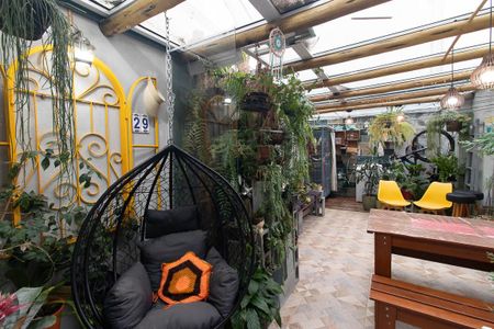 Casa à venda com 131m², 3 quartos e 2 vagas Casa à venda com 131m², 3 quartos e 2 vagasQuintal