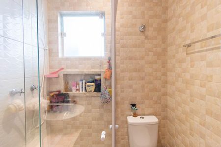 Casa à venda com 131m², 3 quartos e 2 vagas Casa à venda com 131m², 3 quartos e 2 vagasBanheiro da Suíte 1