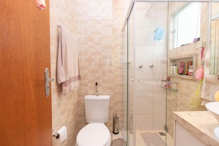 Casa à venda com 131m², 3 quartos e 2 vagas Casa à venda com 131m², 3 quartos e 2 vagasBanheiro da Suíte 3