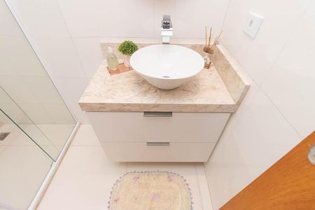 Casa à venda com 131m², 3 quartos e 2 vagas Casa à venda com 131m², 3 quartos e 2 vagasBanheiro da Suíte 2