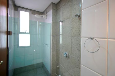 Apartamento à venda com 114m², 4 quartos e 2 vagasBanheiro da Suíte