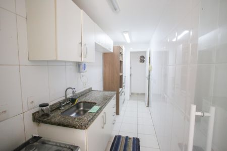 Apartamento à venda com 104m², 3 quartos e 2 vagas Apartamento à venda com 104m², 3 quartos e 2 vagasCozinha