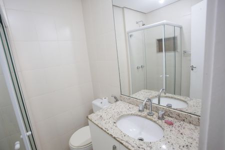 Apartamento à venda com 104m², 3 quartos e 2 vagas Apartamento à venda com 104m², 3 quartos e 2 vagasBanheiro da Suíte 1