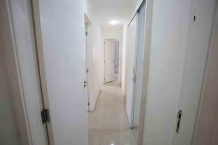 Apartamento à venda com 104m², 3 quartos e 2 vagas Apartamento à venda com 104m², 3 quartos e 2 vagasCorredor do Quartos