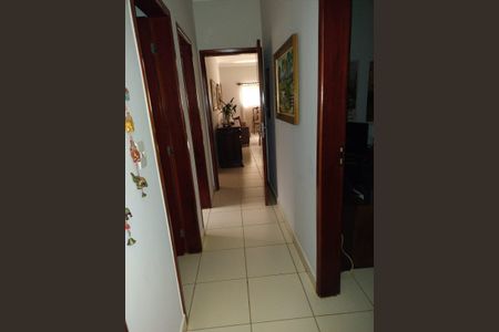 Casa de condomínio para alugar com 131m², 3 quartos e 2 vagas