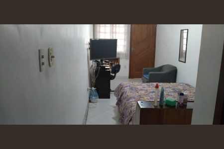 Casa à venda com 122m², 2 quartos e 1 vagaSuíte