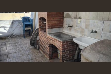 Casa à venda com 122m², 2 quartos e 1 vagaÁrea de Serviço