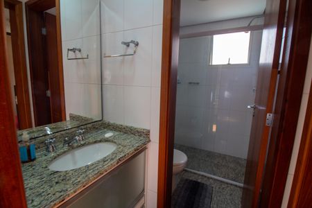 Apartamento para alugar com 100m², 3 quartos e 2 vagas Apartamento para alugar com 100m², 3 quartos e 2 vagasBanheiro