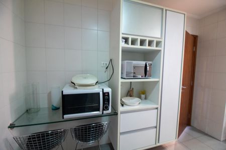 Apartamento para alugar com 100m², 3 quartos e 2 vagas Apartamento para alugar com 100m², 3 quartos e 2 vagasCozinha