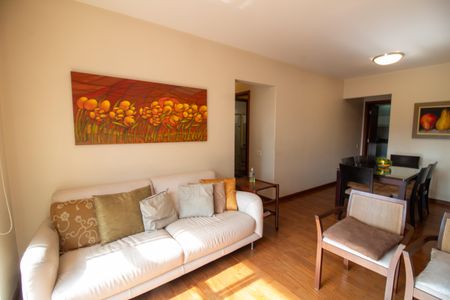 Apartamento para alugar com 100m², 3 quartos e 2 vagas Apartamento para alugar com 100m², 3 quartos e 2 vagasSala