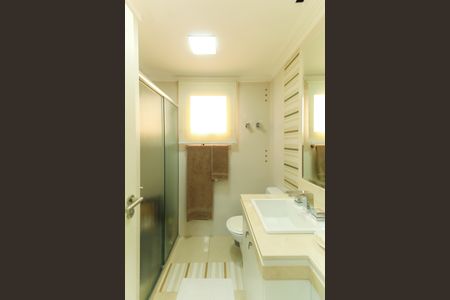 Apartamento à venda com 230m², 4 quartos e 4 vagasBanheiro da Suíte 3