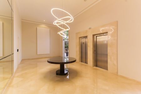 Apartamento à venda com 230m², 4 quartos e 4 vagasHall social