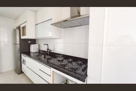 Apartamento à venda com 62m², 2 quartos e 2 vagasCozinha