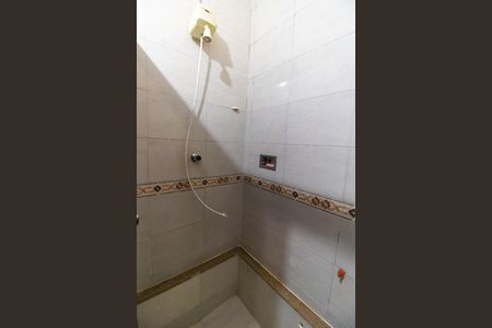 Casa à venda com 99m², 3 quartos e 2 vagas Casa à venda com 99m², 3 quartos e 2 vagasBanheiro Social