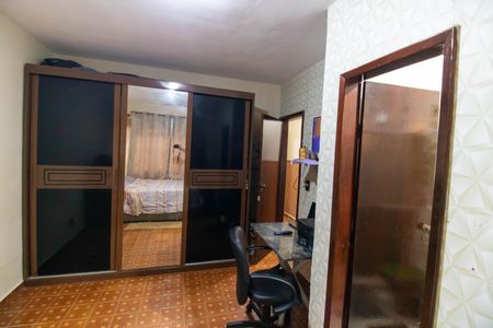 Casa à venda com 99m², 3 quartos e 2 vagas Casa à venda com 99m², 3 quartos e 2 vagasSuíte