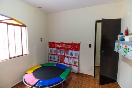 Casa à venda com 99m², 3 quartos e 2 vagas Casa à venda com 99m², 3 quartos e 2 vagasQuarto 2