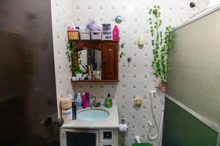Casa à venda com 99m², 3 quartos e 2 vagas Casa à venda com 99m², 3 quartos e 2 vagasBanheiro da Suíte