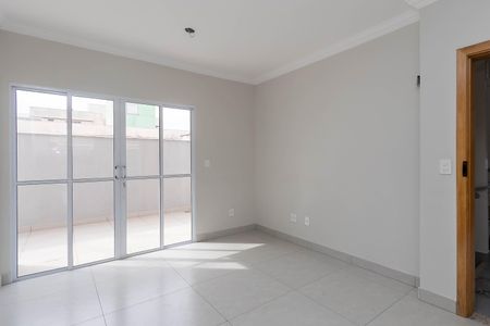 Apartamento à venda com 132m², 2 quartos e 2 vagasSala