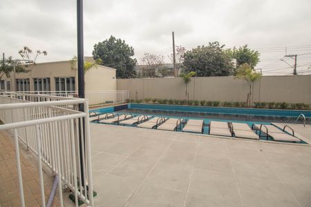 Apartamento à venda com 40m², 2 quartos e sem vagaÁrea comum - Piscina