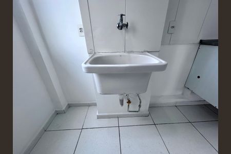 Apartamento para alugar com 42m², 2 quartos e 1 vaga Apartamento para alugar com 42m², 2 quartos e 1 vagaCozinha e Área de Serviço