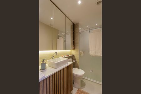 Apartamento à venda com 36m², 2 quartos e sem vaga Apartamento à venda com 36m², 2 quartos e sem vagaBanheiro