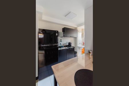 Apartamento à venda com 41m², 2 quartos e sem vaga Apartamento à venda com 41m², 2 quartos e sem vagaCozinha e Área de Serviço