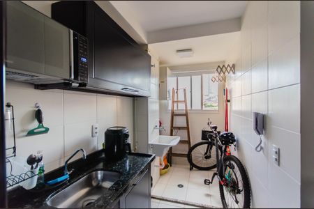 Apartamento à venda com 41m², 2 quartos e sem vaga Apartamento à venda com 41m², 2 quartos e sem vagaCozinha e Área de Serviço