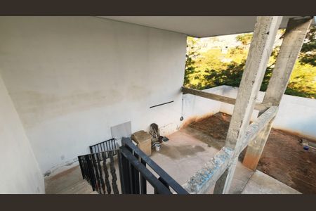Casa à venda com 120m², 2 quartos e 3 vagasTerraço