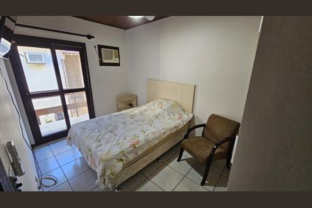 Casa à venda com 164m², 4 quartos e 3 vagas Casa à venda com 164m², 4 quartos e 3 vagasQuarto 1