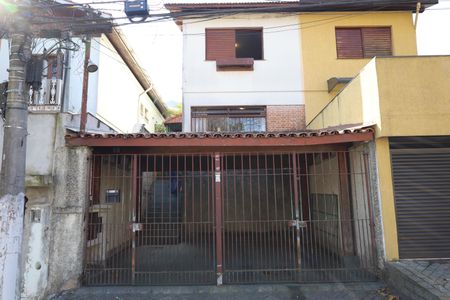 Casa à venda com 127m², 3 quartos e 2 vagasFachada