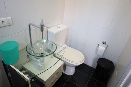 Casa à venda com 127m², 3 quartos e 2 vagasBanheiro de Serviço