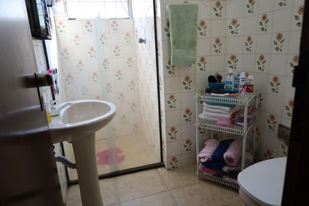 Casa à venda com 127m², 3 quartos e 2 vagasBanheiro da Suíte