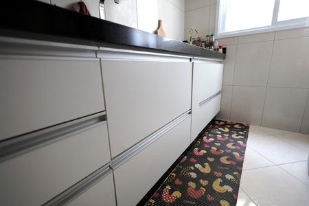 Apartamento à venda com 96m², 2 quartos e 1 vaga Apartamento à venda com 96m², 2 quartos e 1 vagaCozinha