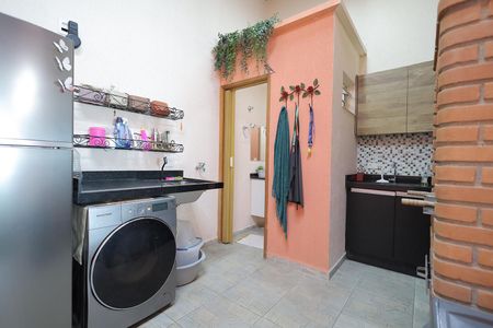 Apartamento à venda com 96m², 2 quartos e 1 vaga Apartamento à venda com 96m², 2 quartos e 1 vagaÁrea de Serviço