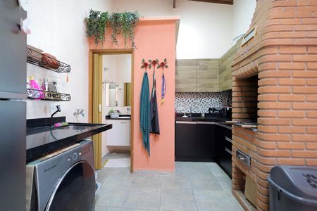 Apartamento à venda com 96m², 2 quartos e 1 vaga Apartamento à venda com 96m², 2 quartos e 1 vagaÁrea de Serviço