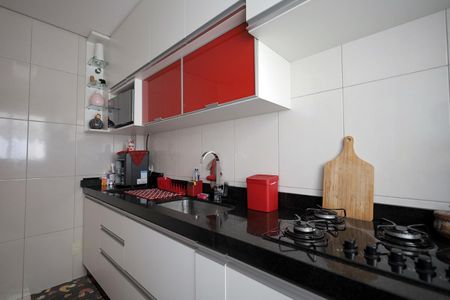 Apartamento à venda com 96m², 2 quartos e 1 vaga Apartamento à venda com 96m², 2 quartos e 1 vagaCozinha