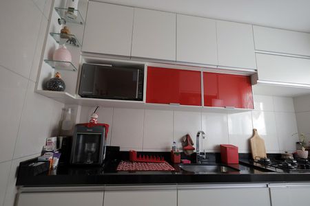 Apartamento à venda com 96m², 2 quartos e 1 vaga Apartamento à venda com 96m², 2 quartos e 1 vagaCozinha