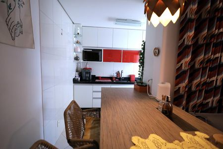 Apartamento à venda com 96m², 2 quartos e 1 vaga Apartamento à venda com 96m², 2 quartos e 1 vagaCozinha
