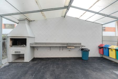 Apartamento para alugar com 72m², 2 quartos e 1 vaga Apartamento para alugar com 72m², 2 quartos e 1 vagaÁrea comum - Churrasqueira