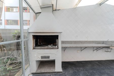 Apartamento para alugar com 72m², 2 quartos e 1 vaga Apartamento para alugar com 72m², 2 quartos e 1 vagaÁrea comum - Churrasqueira