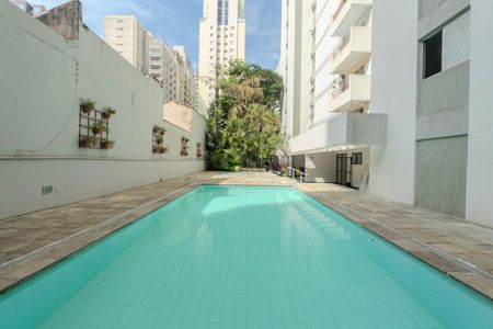 Apartamento para alugar com 72m², 2 quartos e 1 vaga Apartamento para alugar com 72m², 2 quartos e 1 vagaÁrea comum - PiscinaÁrea comum - Piscina