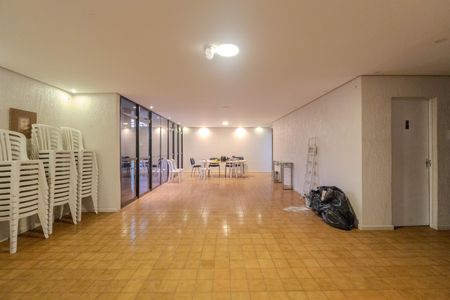 Apartamento para alugar com 72m², 2 quartos e 1 vaga Apartamento para alugar com 72m², 2 quartos e 1 vagaÁrea comum - Salão de festas