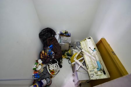 Apartamento à venda com 68m², 2 quartos e 1 vaga Apartamento à venda com 68m², 2 quartos e 1 vagaQuarto de Serviço