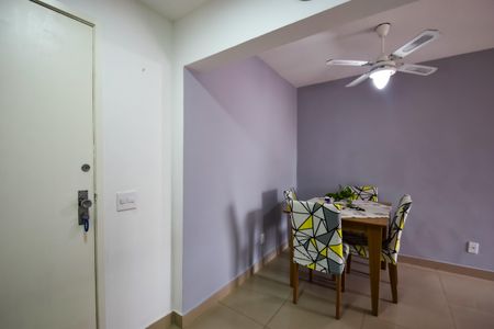 Apartamento à venda com 68m², 2 quartos e 1 vaga Apartamento à venda com 68m², 2 quartos e 1 vagaSala