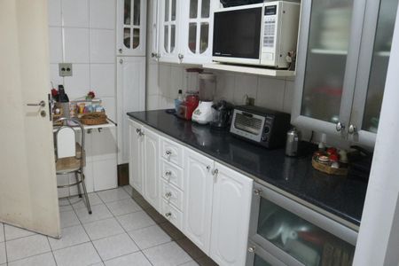Apartamento à venda com 100m², 3 quartos e 2 vagasCozinha