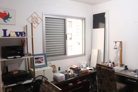 Apartamento à venda com 100m², 3 quartos e 2 vagasQuarto 2